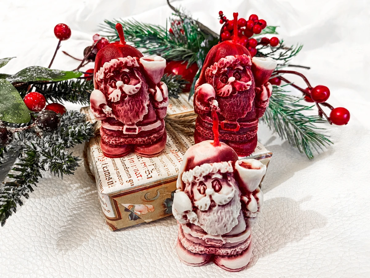 Свеча восковая «Санта» (Дед Мороз)